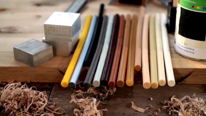 Polyamidové tyčinky do tavnej pištole